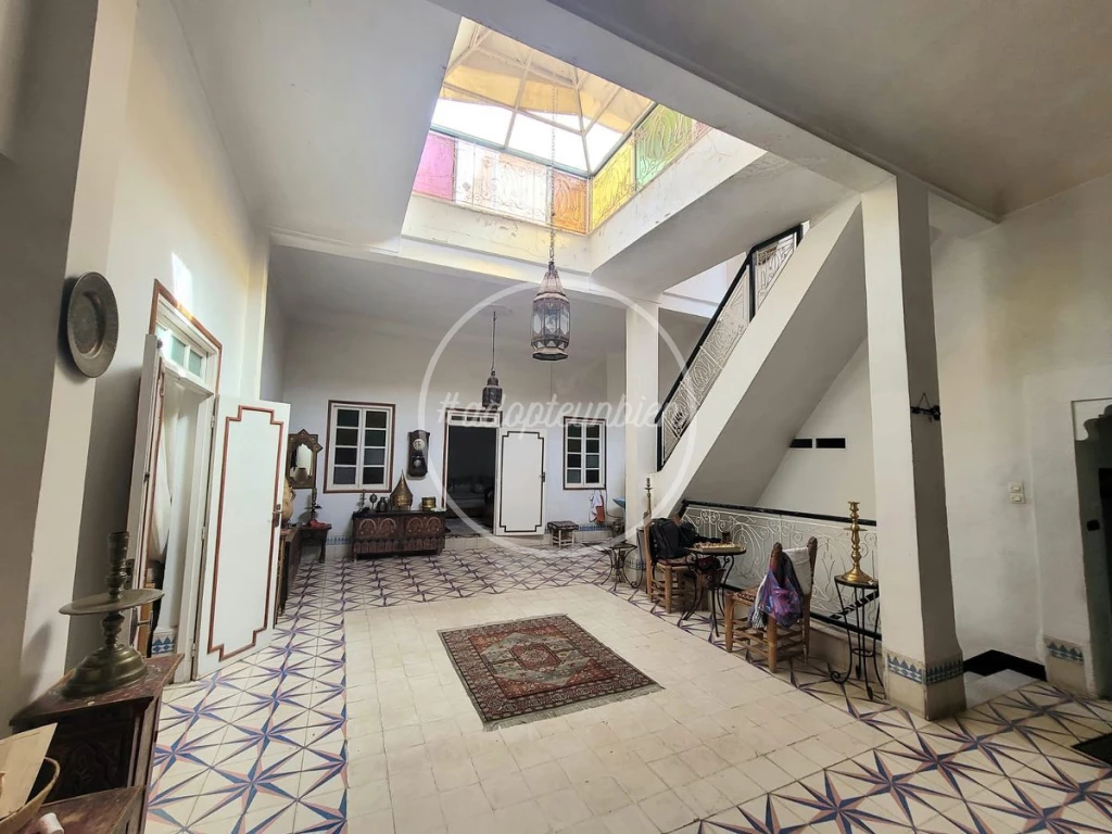 un magnifique riad situé dans le fameux quartier de mouassine