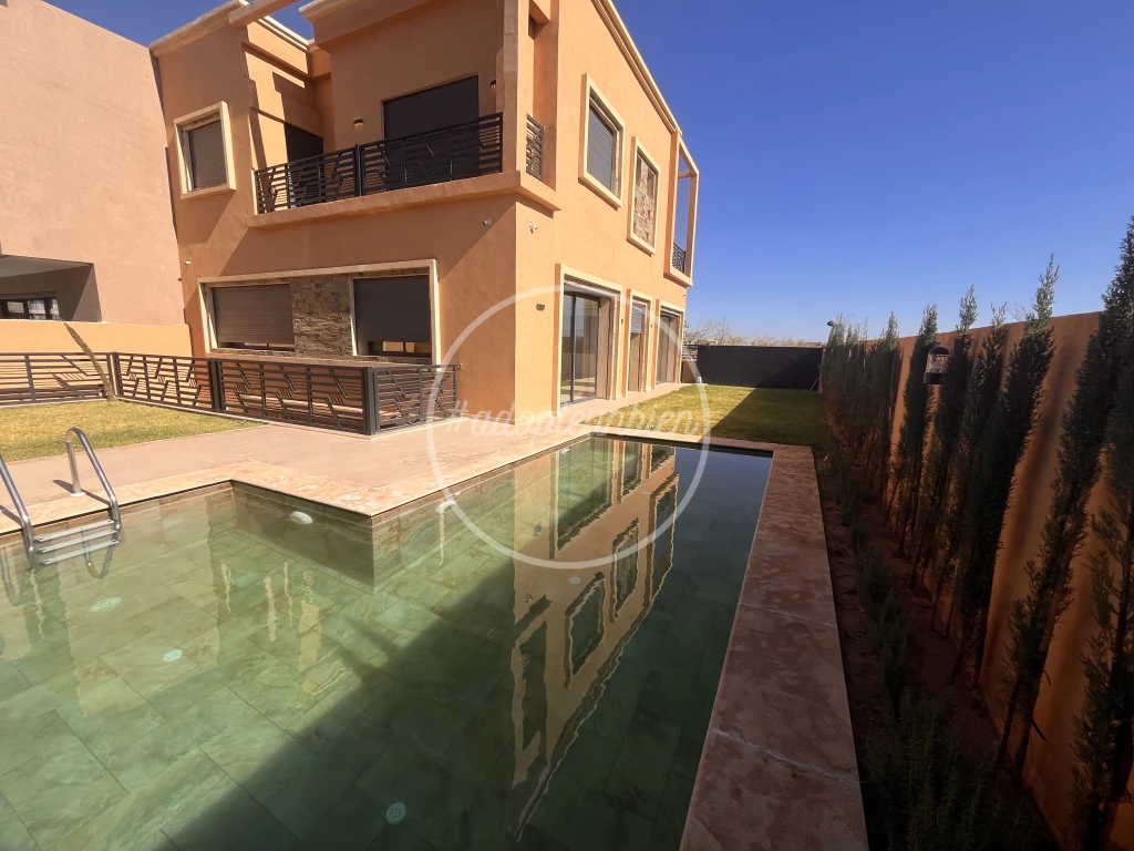 villa neuve à vendre route de l’ourika