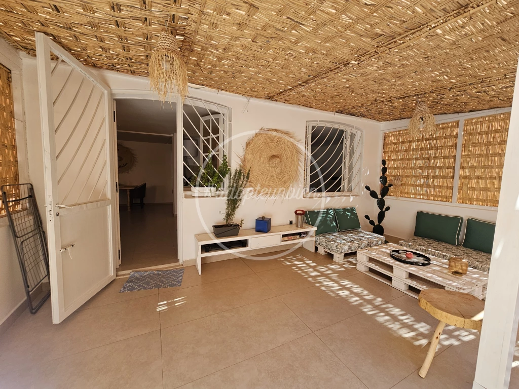 appartement d exception avec terrasse à vendre sur gueliz